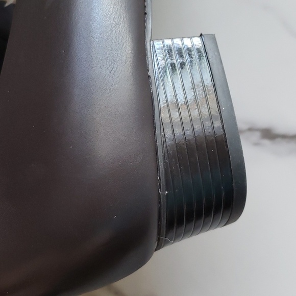 Trotters Moment Monarch Style Leather Loafer Brown Size 9W - Picture 8 of 10